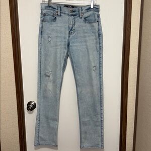 Hollister Slim Straight Light Wash Distressed Men’s jeans, size 29x32